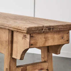 Albany Antique Bench -Interior Sales Store 1117256163 f 1