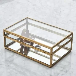 Cannes Box -Interior Sales Store 1117258809 A