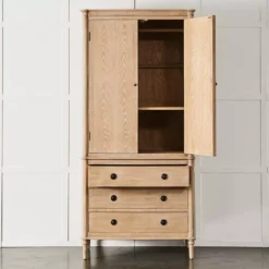 Montrose Wardrobe -Interior Sales Store 1117259126 E