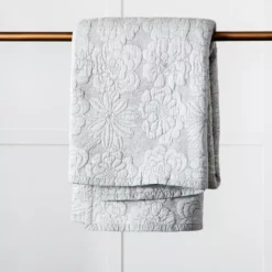 Ava Coverlet 240x260