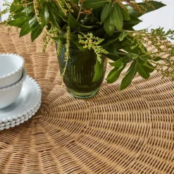 Paloma Table -Interior Sales Store 1117260769 C