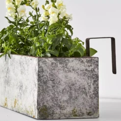 Segovia Planter -Interior Sales Store 1117261366 f