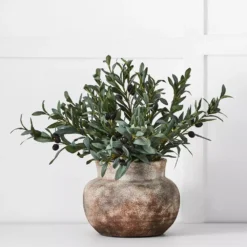 Flynn Pot -Interior Sales Store 1117261374 c