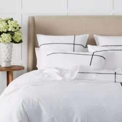 Metro Quilt Cover - White & Black -Interior Sales Store 1117261416 d